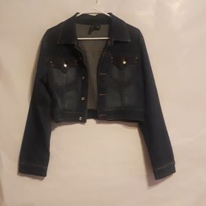 Extremely nice girls jean jacket MIx it's stretch